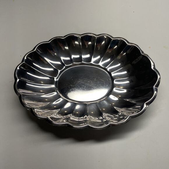 VTG Reed & Barton Fluted Silver Plated Oval Fruit Salad Cookie Serving Platter - Picture 11 of 13
